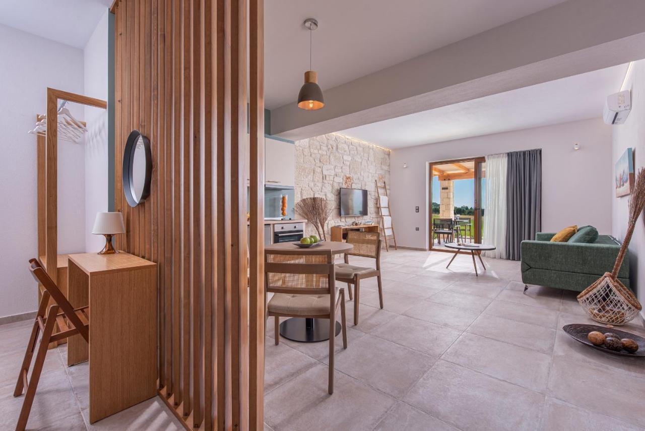 Mint Retreat Suites (Adults Only) Kalandra Extérieur photo