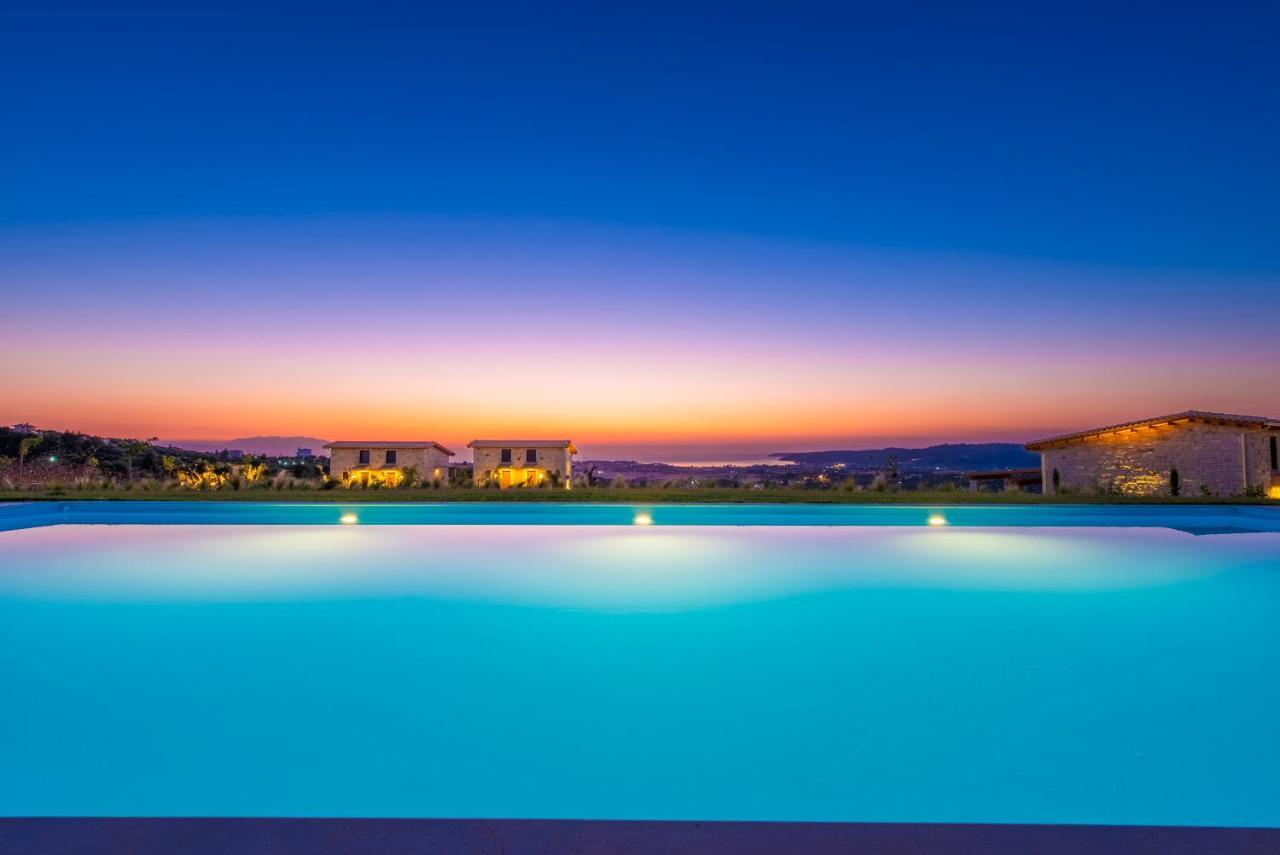 Mint Retreat Suites (Adults Only) Kalandra Extérieur photo