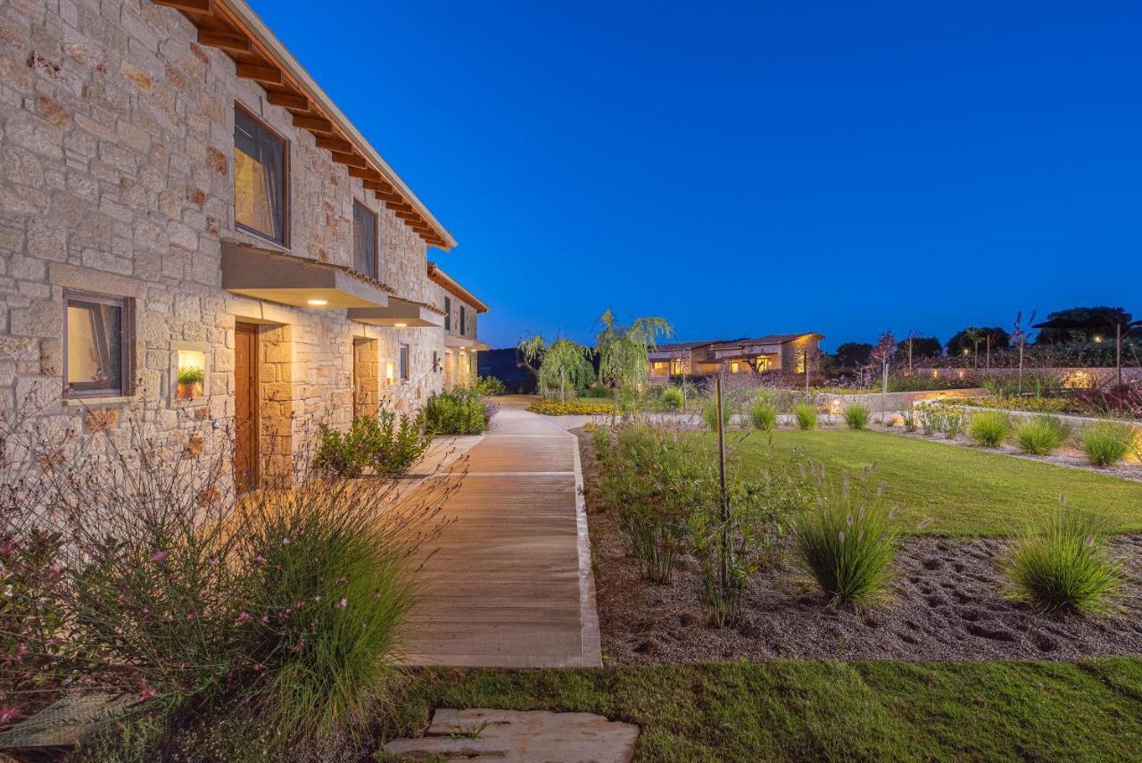 Mint Retreat Suites (Adults Only) Kalandra Extérieur photo