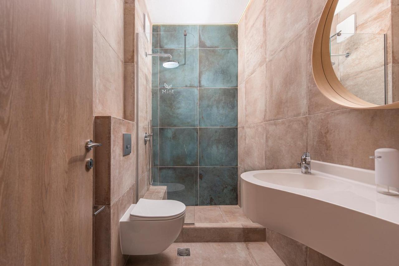 Mint Retreat Suites (Adults Only) Kalandra Extérieur photo