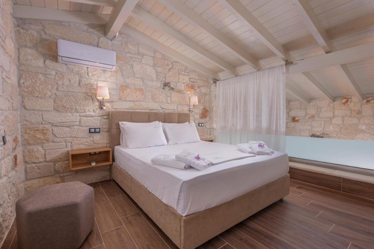 Mint Retreat Suites (Adults Only) Kalandra Extérieur photo